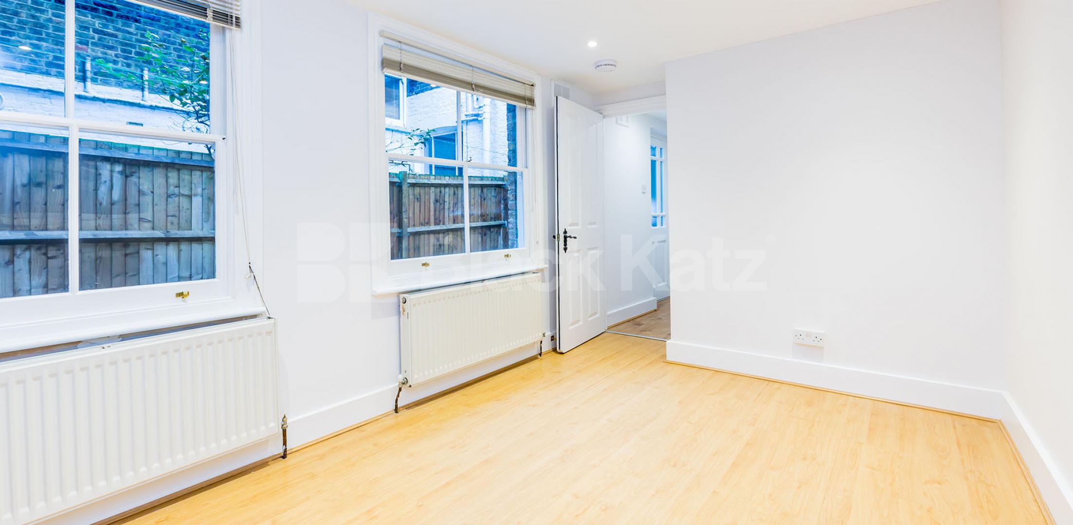 			SPACIOUS - GARDEN FLAT!, 1 Bedroom, 1 bath, 1 reception Flat			 Axminster Road, HOLLOWAY